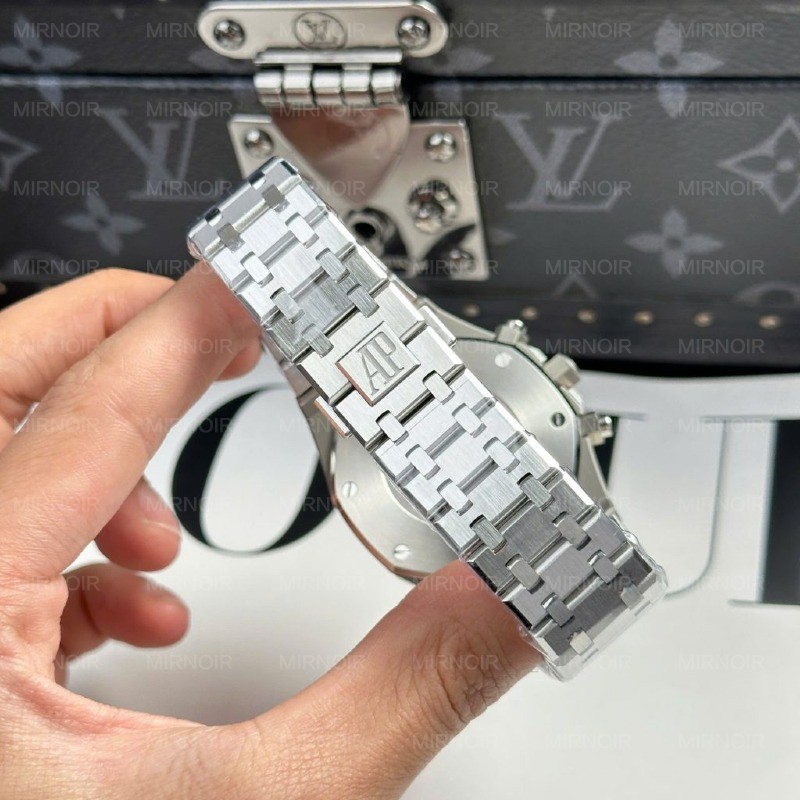 Dong-Ho-Audemars-Piguet-Replica-11-Royal-Oak-26331-Chronograph-Mat-Xanh-Blue-41mm-13-1024x1024.jpg