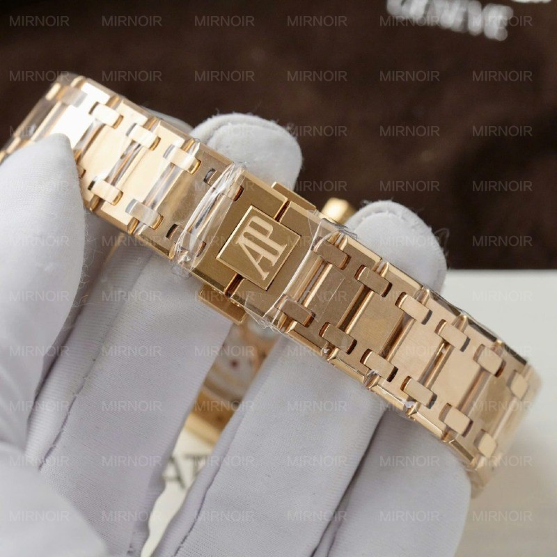 Dong-Ho-Audemars-Piguet-Che-Tac-Royal-Oak-Jumbo-16202OR-Boc-Vang-That-Nha-May-ZF-39mm-1-1024x1024.jpg