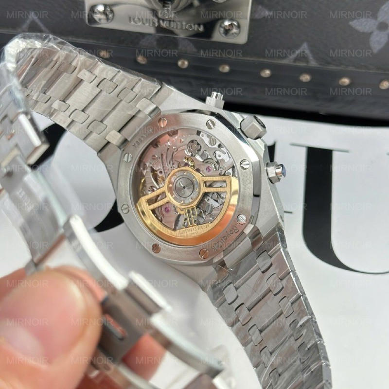 Dong-Ho-Audemars-Piguet-Royal-Oak-26240ST-Rep-11-May-Co-Tu-Dong-1024x1024.jpg