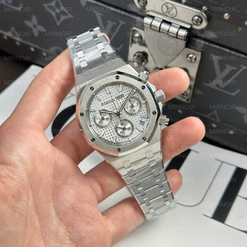 Dong-Ho-Audemars-Piguet-Royal-Oak-26240ST-Replica-11-Mat-Trang-May-Mong-New-2025-41mm-1-1024x1024.jpg