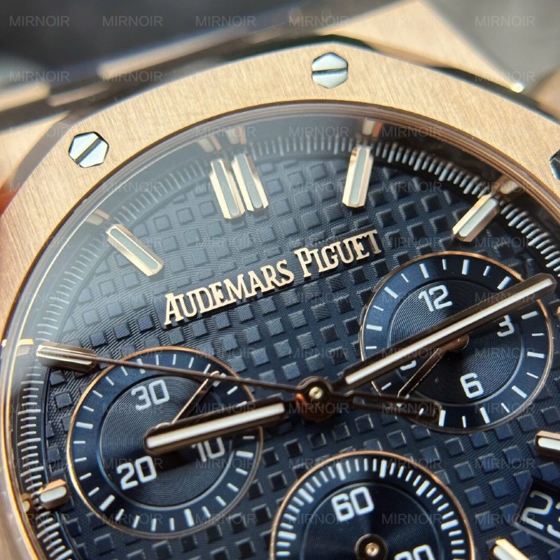 Dong-Ho-Audemars-Piguet-Royal-Oak-26240-Replica-11-Mau-Vang-Hong-Mat-Xanh-Blue-APS-41mm-2-1024x1024.jpg