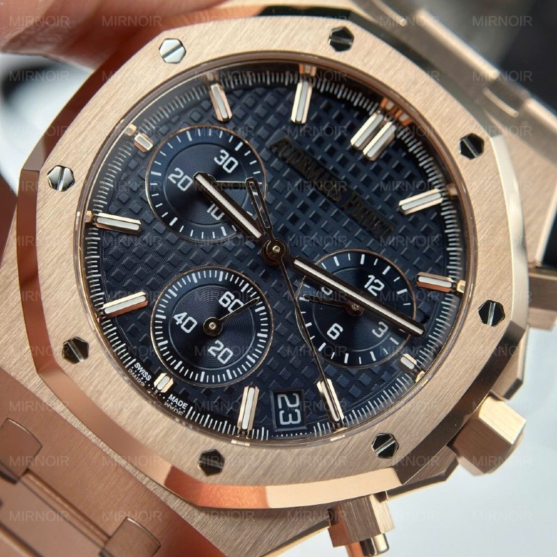 Dong-Ho-Audemars-Piguet-Royal-Oak-26240-Replica-11-Mau-Vang-Hong-Mat-Xanh-Blue-APS-41mm-3-1024x1024.jpg