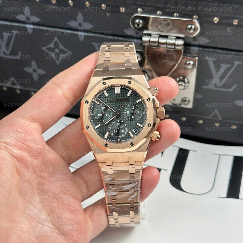 Dong-Ho-Audemars-Piguet-Royal-Oak-26240-Ma-Vang-Hong-Rep-11-Mat-Xanh-La-Cay-APS-41mm-2-1024x1024.jpg