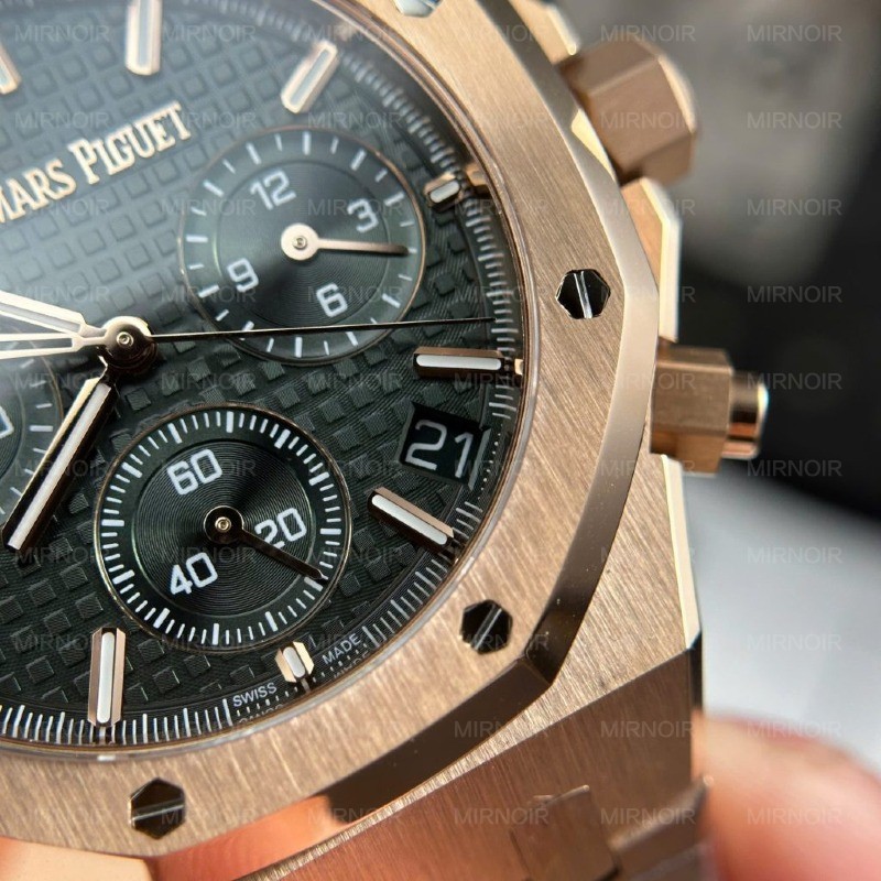 Dong-Ho-Audemars-Piguet-Royal-Oak-26240-Ma-Vang-Hong-Rep-11-Mat-Xanh-La-Cay-APS-41mm-4-1024x1024.jpg