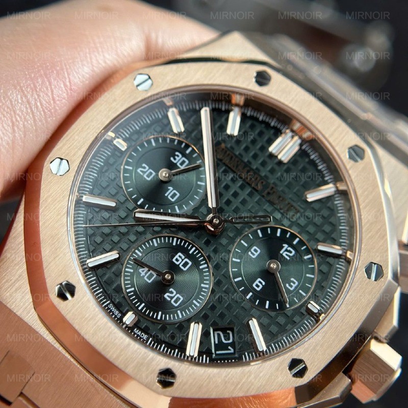 Dong-Ho-Audemars-Piguet-Royal-Oak-26240-Ma-Vang-Hong-Rep-11-Mat-Xanh-La-Cay-APS-41mm-6-1024x1024.jpg