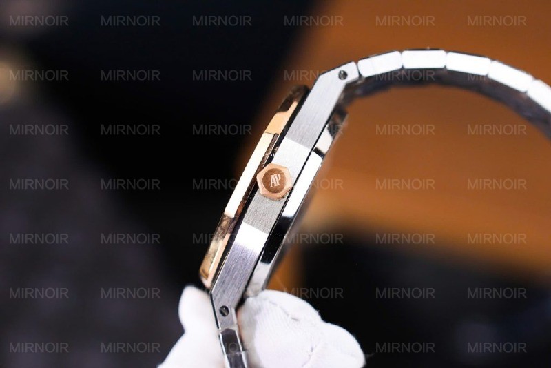 Dong-Ho-Audemars-Piguet-Royal-Oak-Rep-11-Cao-Cap-Nu-May-Co-Tu-Dong-34mm-3-1024x683.jpg