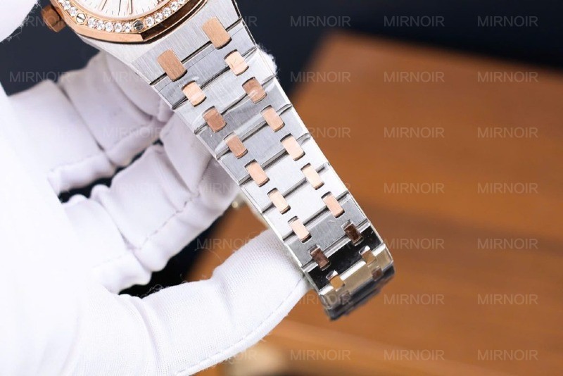 Dong-Ho-Audemars-Piguet-Royal-Oak-Rep-11-Cao-Cap-Nu-May-Co-Tu-Dong-34mm-4-1024x683.jpg