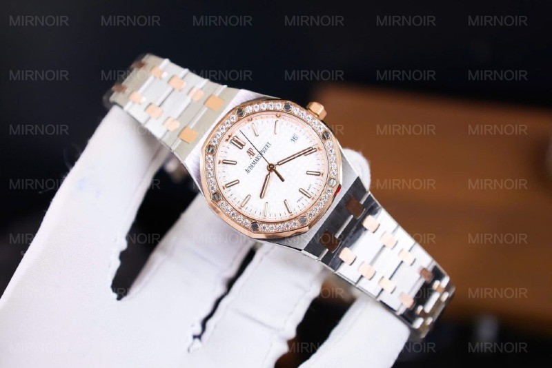 Dong-Ho-Audemars-Piguet-Royal-Oak-Rep-11-Cao-Cap-Nu-May-Co-Tu-Dong-34mm-5-1024x683.jpg