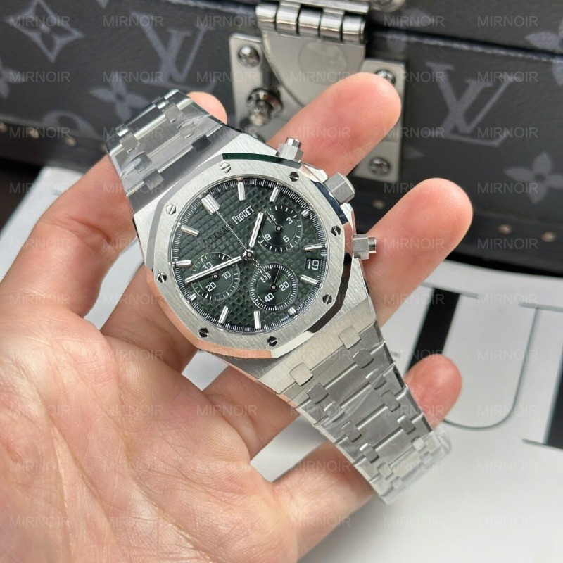 Dong-Ho-Audemars-Piguet-Royal-Oak-26240ST-Mat-Xanh-La-May-Mong-New-2025-41mm-1-1024x1024.jpg