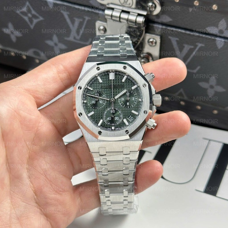 Dong-Ho-Audemars-Piguet-Royal-Oak-26240ST-Mat-Xanh-La-May-Mong-New-2025-41mm-6-1024x1024.jpg