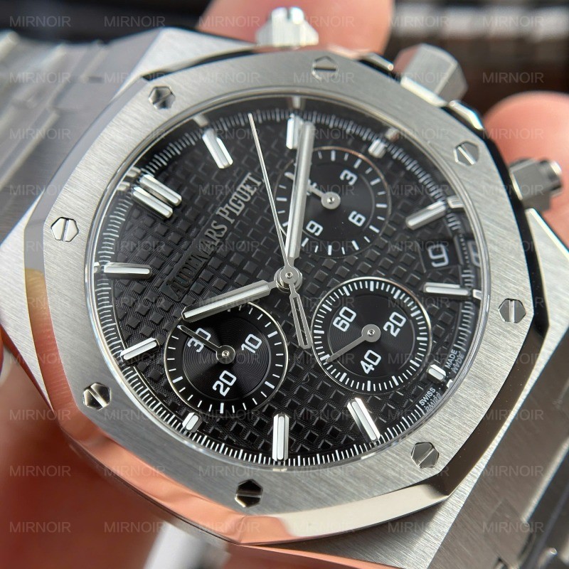 Dong-Ho-Audemars-Piguet-Royal-Oak-26240ST-Mat-Den-May-Mong-New-2025-41mm-3.jpg