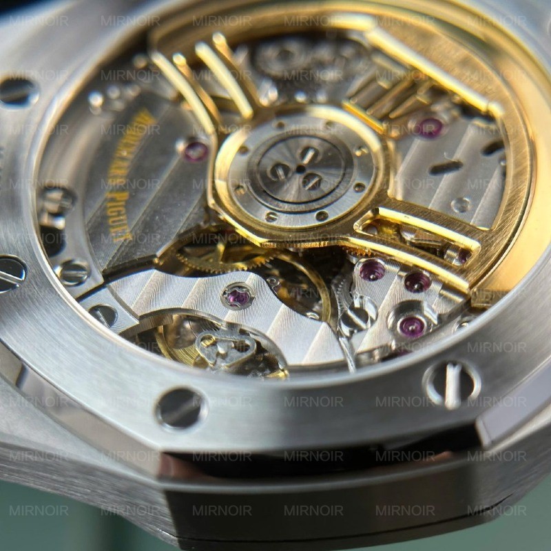 Dong-Ho-Audemars-Piguet-Royal-Oak-15500-Replica-11-Mat-Den-Day-Cao-Su-Nha-May-APS-41mm-7-1024x1024.jpg