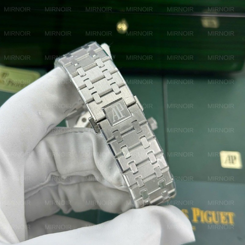 Dong-Ho-Audemars-Piguet-Royal-Oak-Flying-Tourbillon-26530-Replica-11-Nha-May-R8-41mm-9-1024x1024.jpg