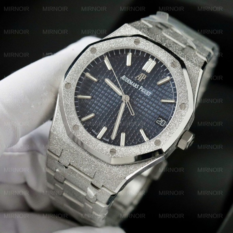 Dong-Ho-Audemars-Piguet-Royal-Oak-15500ST-Frosted-Gold-Replica-11-Mat-Xanh-41mm-2-1024x1024.jpg