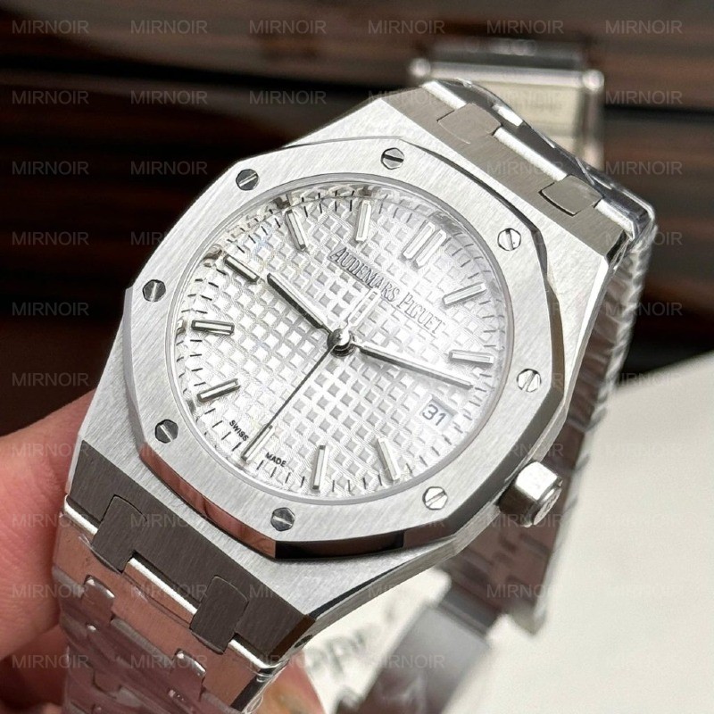 Dong-Ho-Audemars-Piguet-Royal-Oak-Replica-11-Mat-Trang-May-Co-Automatic-34mm-3-1024x1024.jpg