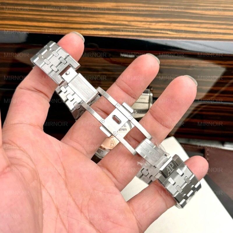 Dong-Ho-Audemars-Piguet-Royal-Oak-Replica-11-Mat-Trang-May-Co-Automatic-34mm-7-1024x1024.jpg