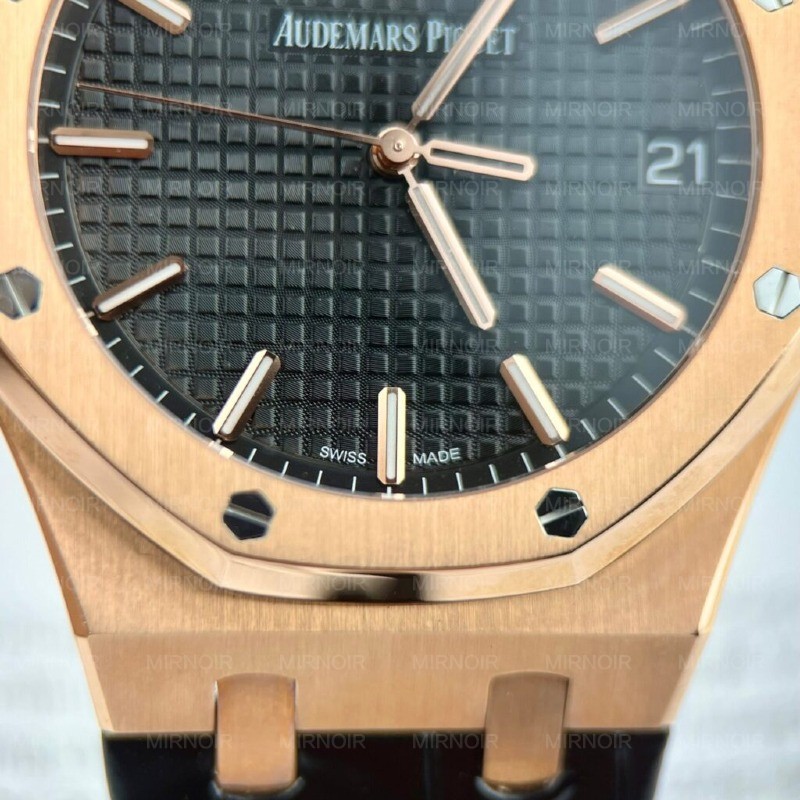 Dong-Ho-Audemars-Piguet-Royal-Oak-15500OR-Boc-Vang-Hong-Day-Da-Den-41mm-4-1024x1024.jpg