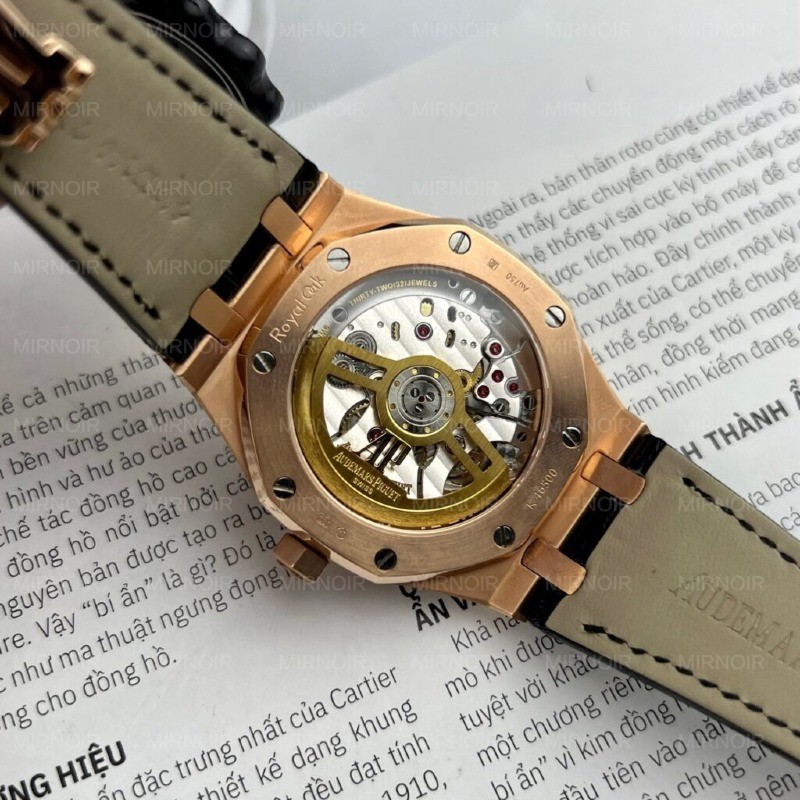 Dong-Ho-Audemars-Piguet-Royal-Oak-15500OR-Boc-Vang-Hong-Day-Da-Den-41mm-7-1024x1024.jpg