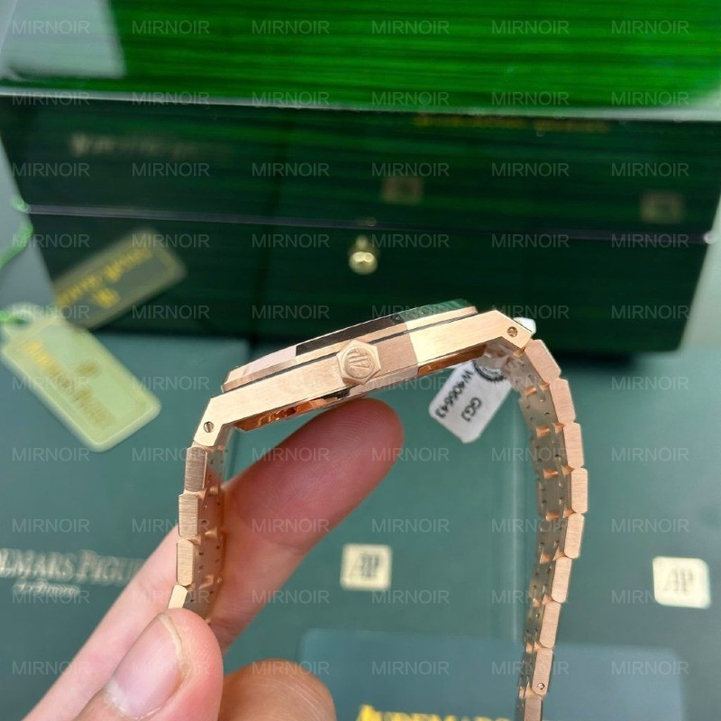 Dong-Ho-Audemars-Piguet-Royal-Oak-15400-Che-Tac-Boc-Vang-That-Mat-Den-ZF-41mm-1-1024x1024.jpg