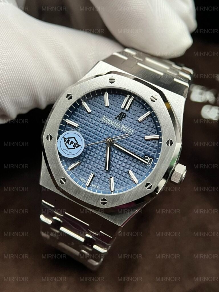 Dong-Ho-Audemars-Piguet-Royal-Oak-15500ST-Mat-Xanh-Duong-APS-41mm-3-768x1024.jpg