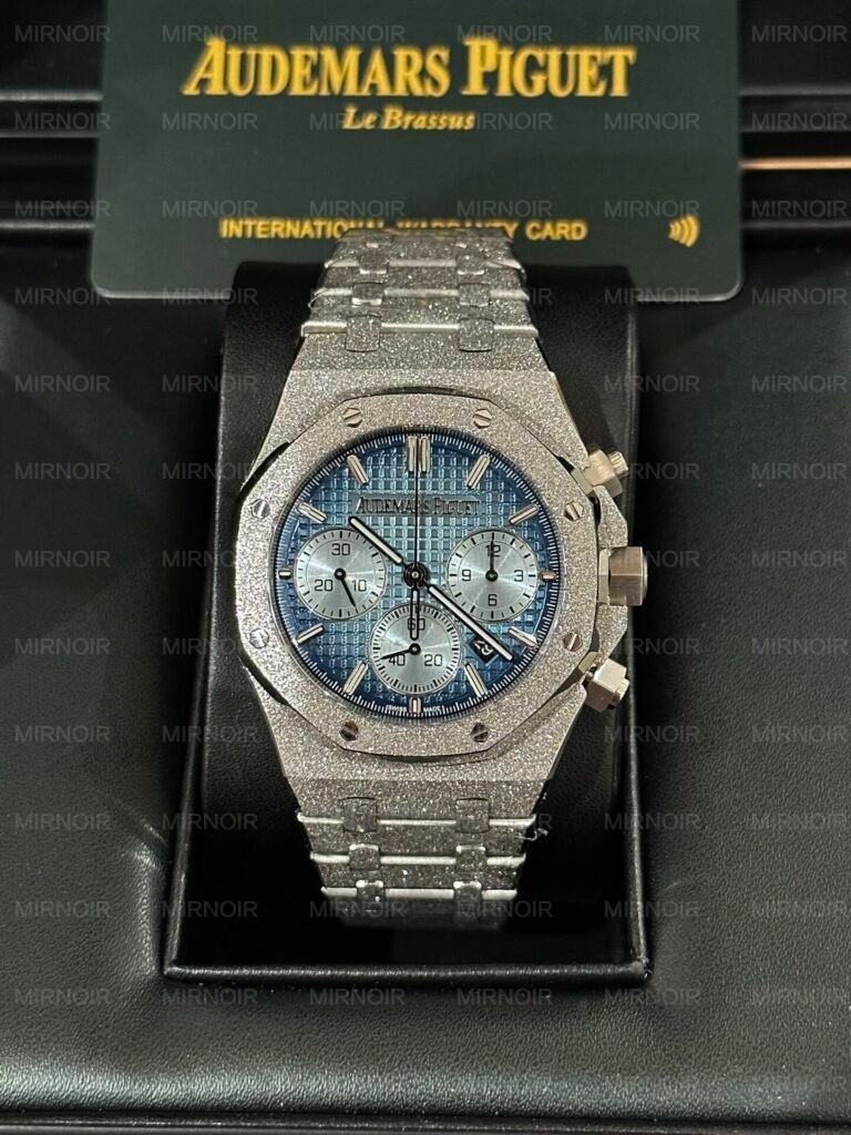 Dong-Ho-Audemars-Piguet-Replica-11-Royal-Oak-26331BC-Frosted-Gold-6-768x1024.jpg