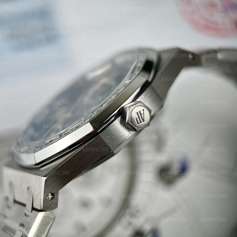 Dong-Ho-Audemars-Piguet-Royal-Oak-15412BC-Skeleton-Do-Moissanite-1.jpg