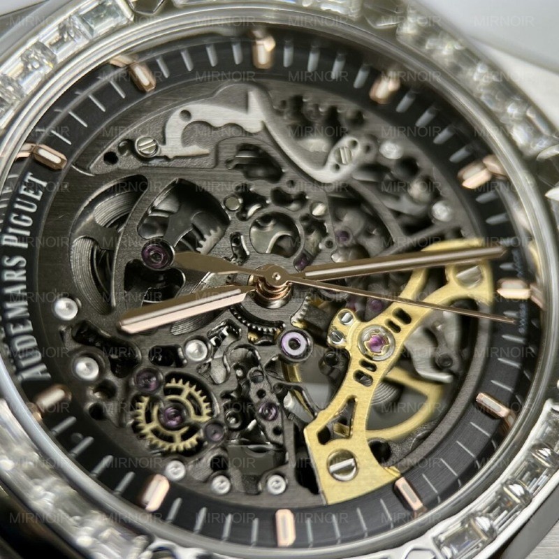 Dong-Ho-Audemars-Piguet-Royal-Oak-15412BC-Skeleton-Do-Moissanite-5.jpg