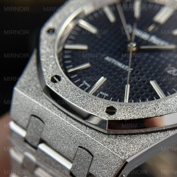 Dong-Ho-Audemars-Piguet-Royal-Oak-15410-Frosted-Gold-Rep-11-Cao-Cap-Mat-Xanh-APS-Factory-41mm-7.jpg