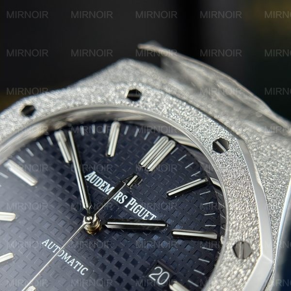 Dong-Ho-Audemars-Piguet-Royal-Oak-15410-Frosted-Gold-Rep-11-Cao-Cap-Mat-Xanh-APS-Factory-41mm-10.jpg