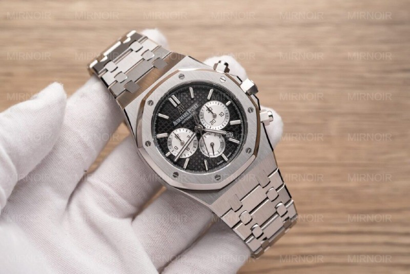 Dong-Ho-Audemars-Piguet-Royal-Oak-26331ST-Replica-11-Mat-Den-2-1024x683.jpg