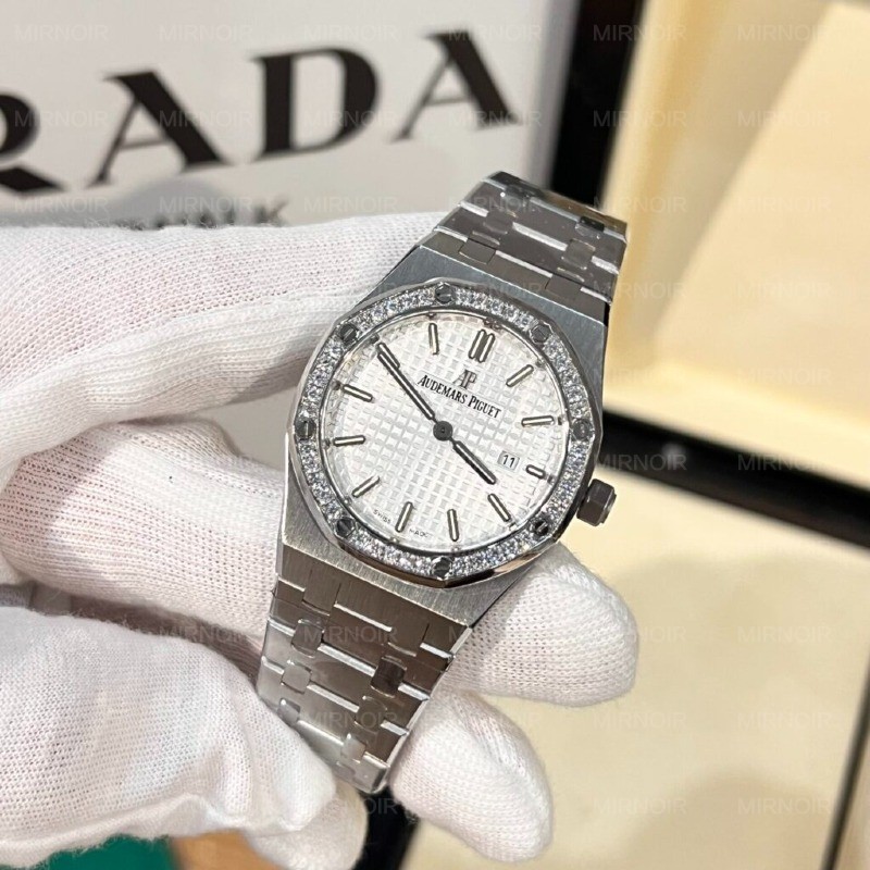 Dong-Ho-Audemars-Piguet-Nu-Mat-Trang-May-Pin-33mm-3-1024x1024.jpg