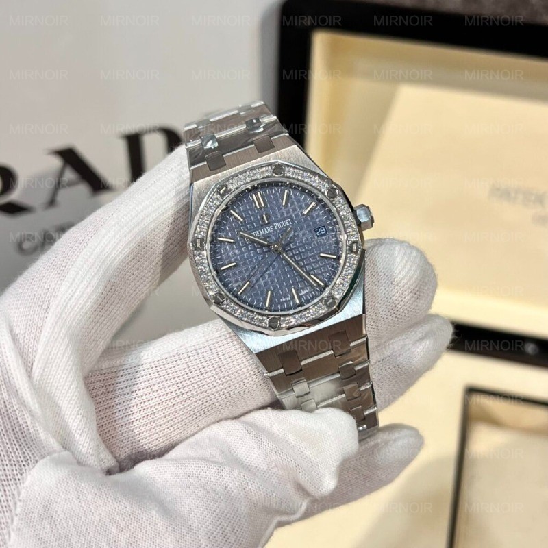 Dong-Ho-Audemars-Piguet-Royal-Oak-Nu-Dinh-Da-Rep-11-34mm-4-1024x1024.jpg