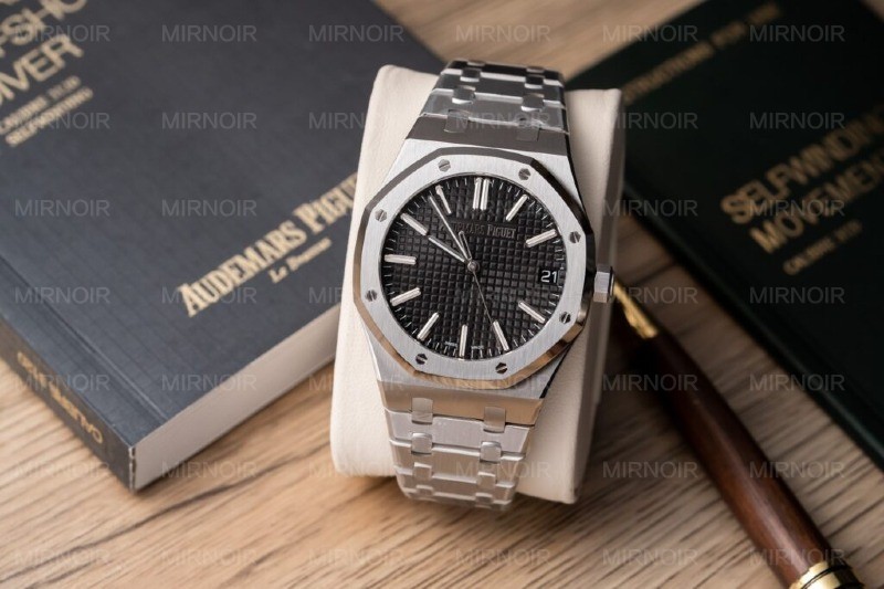 Dong-Ho-Audemars-Piguet-15500ST-Replica-11-Mat-So-Den-ZF-41mm-1-1024x682.jpg