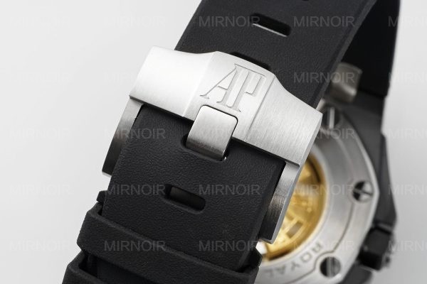Dong-Ho-Audemars-Piguet-Che-Tac-Royal-Oak-Offshore-Diver-15707CE-Gom-Den-42mm-2.jpg