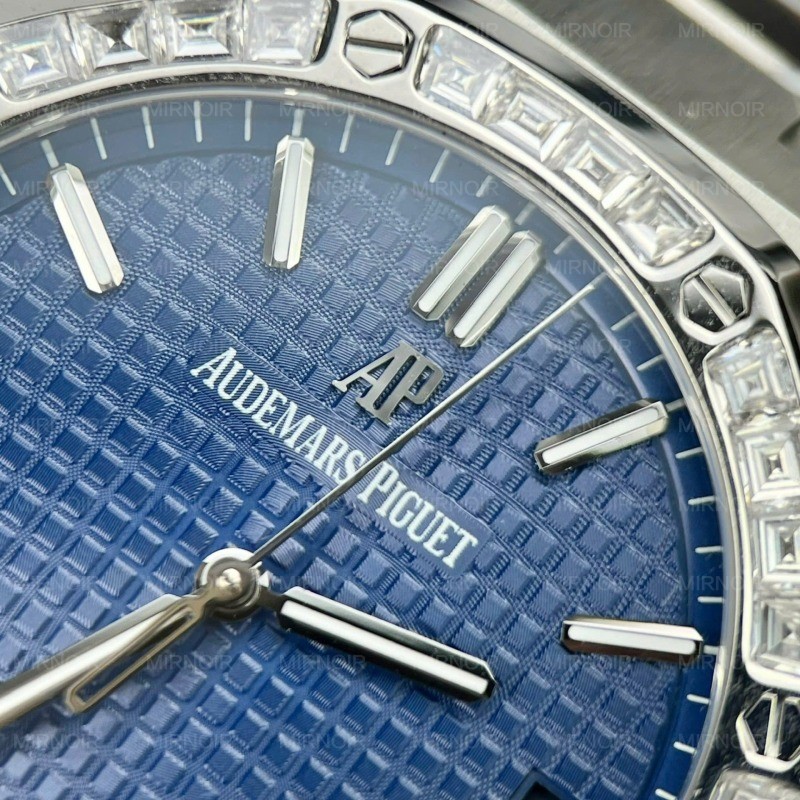 Dong-Ho-Audemars-Piguet-Royal-Oak-Dinh-Kim-Moissanite-AP15500-41mm-5.jpg