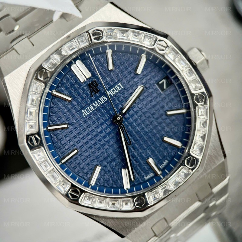 Dong-Ho-Audemars-Piguet-Royal-Oak-Dinh-Kim-Moissanite-AP15500-41mm-6.jpg