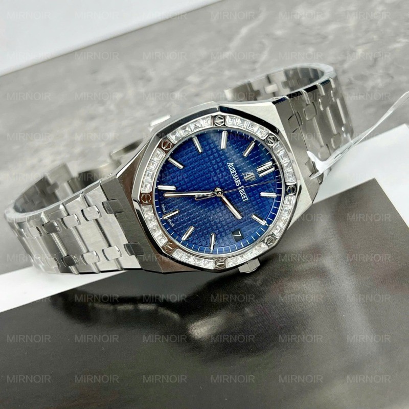 Dong-Ho-Audemars-Piguet-Royal-Oak-Dinh-Kim-Moissanite-AP15500-41mm-7.jpg