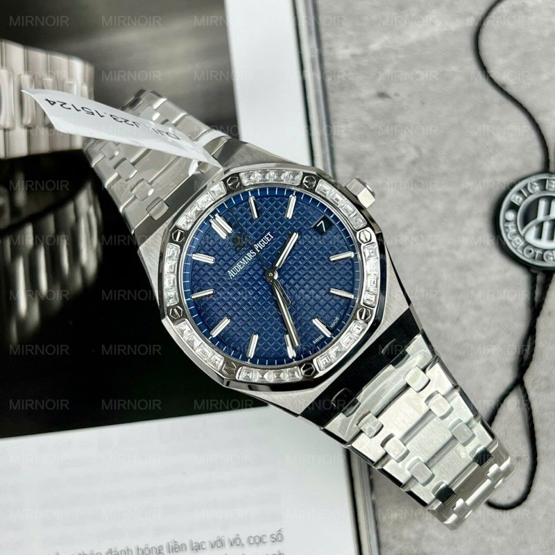 Dong-Ho-Audemars-Piguet-Royal-Oak-Dinh-Kim-Moissanite-AP15500-41mm-8.jpg