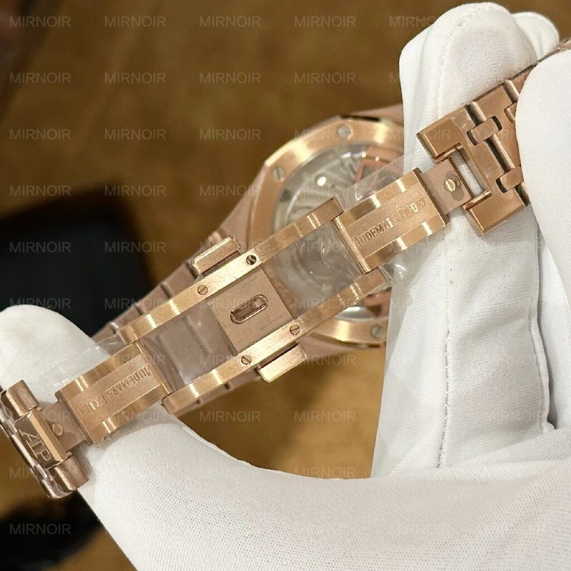 Dong-Ho-Audemars-Piguet-Royal-Oak-Tourbillon-Replica-11-Rose-Gold-41mm-5-1024x1024.jpg