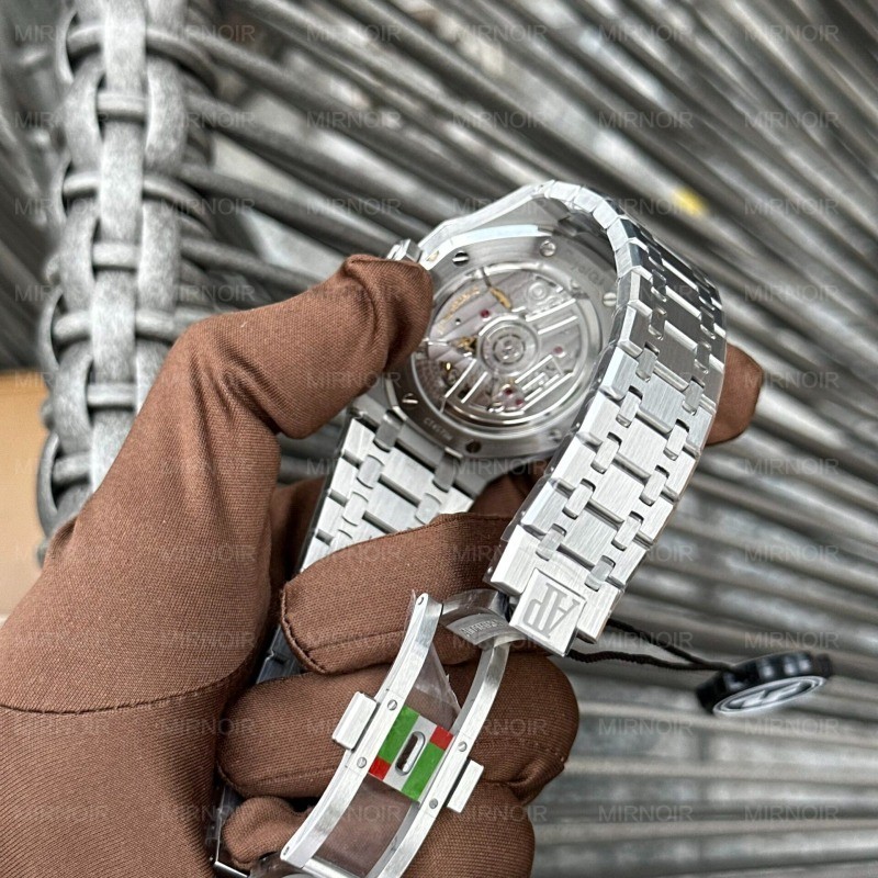 Dong-Ho-Audemars-Piguet-Royal-Oak-15510ST-Rep-11-Green-Dial-41mm-1-scaled.jpg