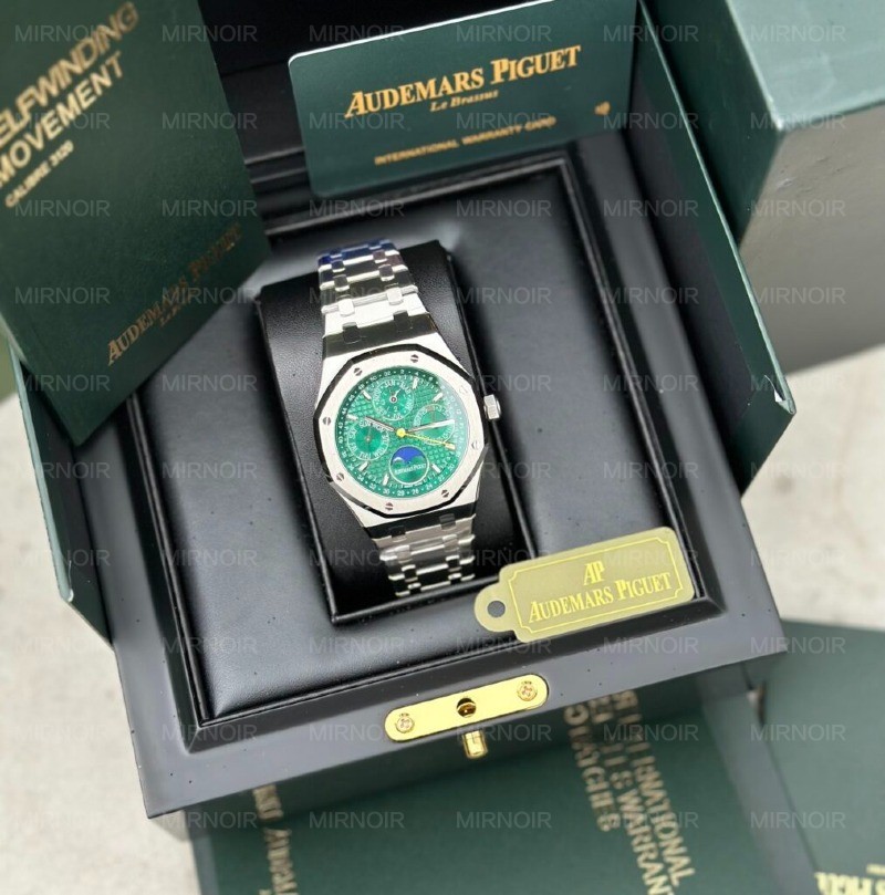Dong-Ho-Audemars-Piguet-Royal-Oak-26574ST-Replica-11-Mat-Xanh-La-41mm-2-1013x1024.jpg