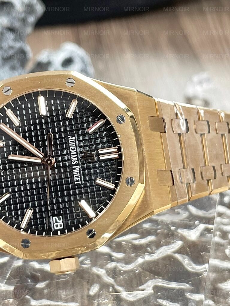 Dong-Ho-Audemars-Piguet-Royal-Oak-15510OR-Replica-11-Mat-Den-41mm-1-768x1024.jpg