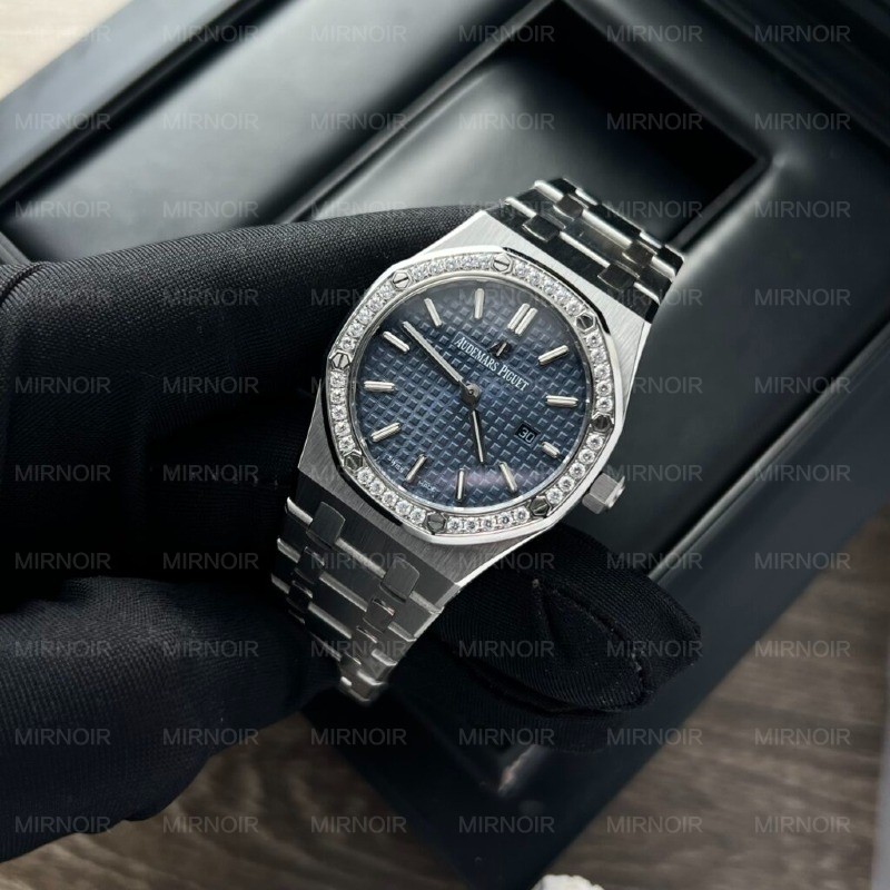 Dong-Ho-Audemars-Piguet-Royal-Oak-Replica-11-Nu-Dinh-Da-34mm-3-1024x1024.jpg