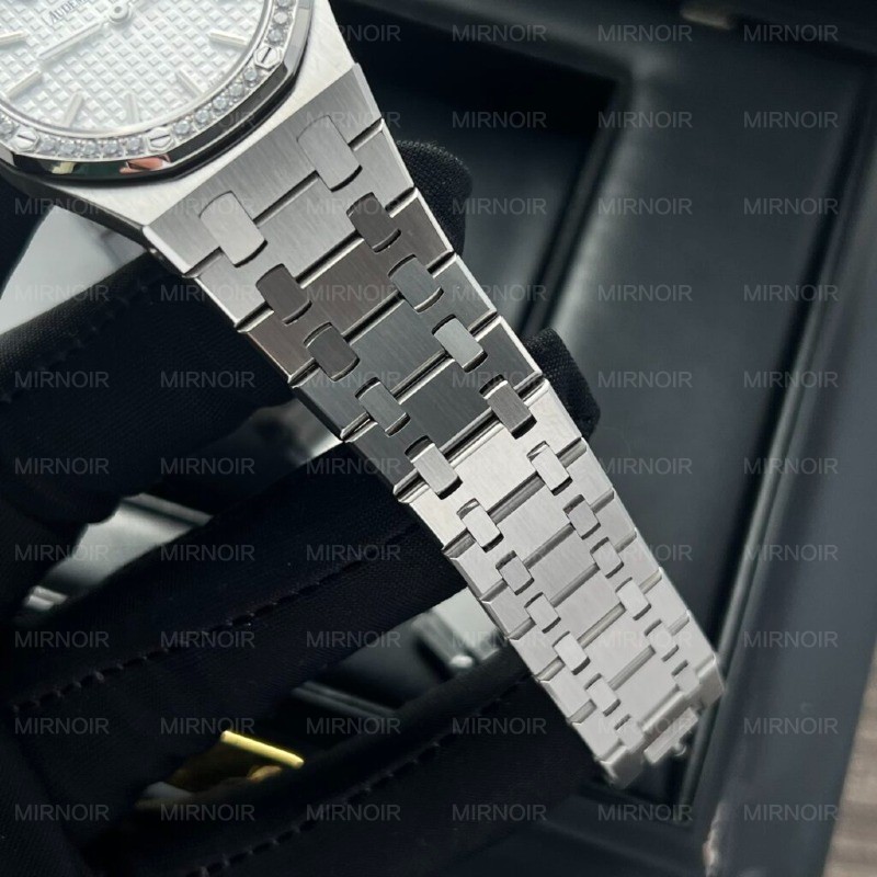 Dong-Ho-Audemars-Piguet-Replica-Cao-Cap-3-1024x1024.jpg