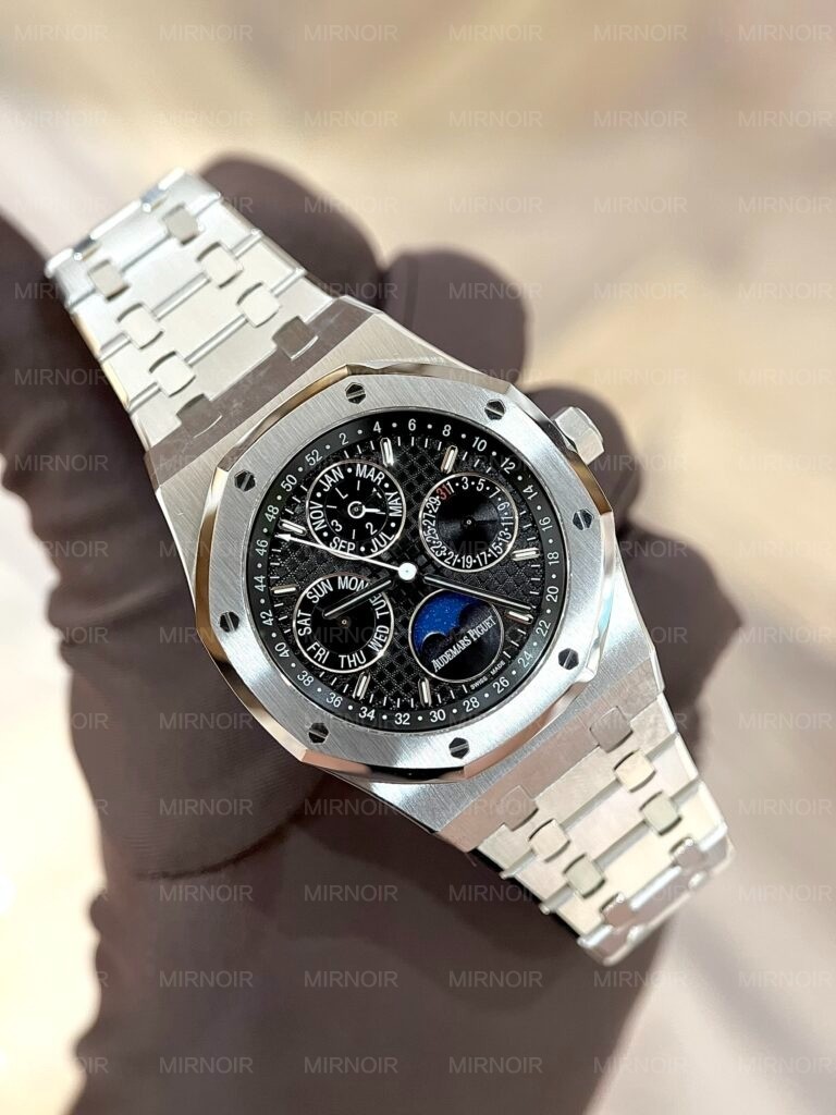 Dong-Ho-Audemars-Piguet-Royal-Oak-26574ST-Replica-11-Mau-Den-41mm-4-768x1024.jpg
