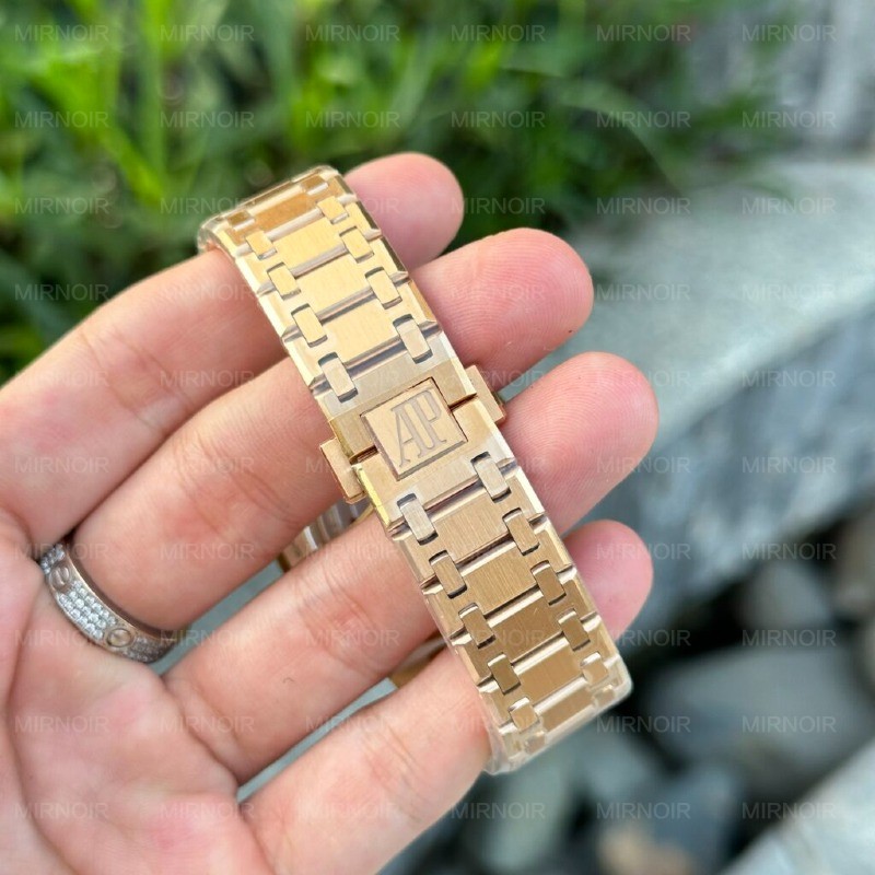 Dong-Ho-Audemars-Piguet-Royal-Oak-16202OR-Replica-11-ZF-39mm-1-1024x1024.jpg