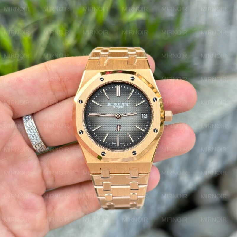 Dong-Ho-Audemars-Piguet-Royal-Oak-16202OR-Replica-11-ZF-39mm-2-1024x1024.jpg