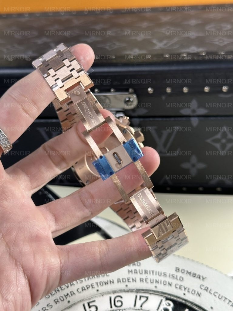Dong-Ho-Audemars-Piguet-Royal-Oak-26331OR-Rep-11-Nha-May-IP-41mm-2-768x1024.jpg
