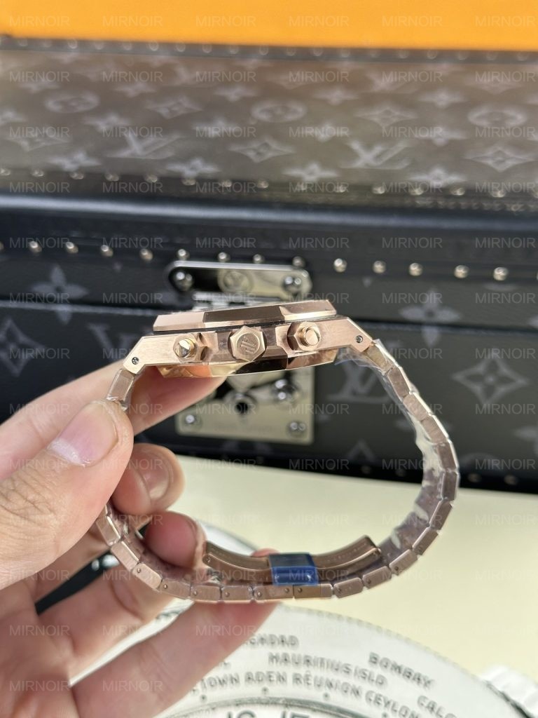 Dong-Ho-Audemars-Piguet-Royal-Oak-26331OR-Rep-11-Nha-May-IP-41mm-5-768x1024.jpg