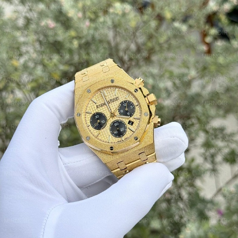 Dong-Ho-Audemars-Piguet-Royal-Oak-26331-Frosted-Gold-Replica-11-41mm-1-1024x1024.jpg